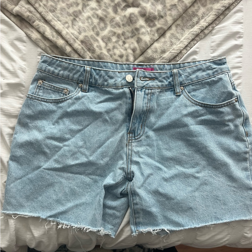 Edikted Light Blue Distressed Jean Shorts